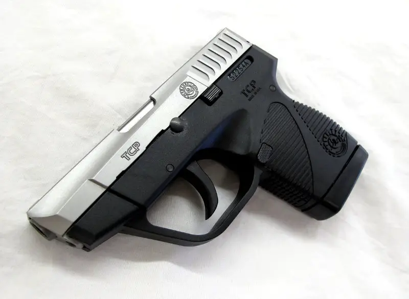 Taurus 738 TCP