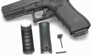 Glock 17 Gen4 changeable backstraps and changing tool