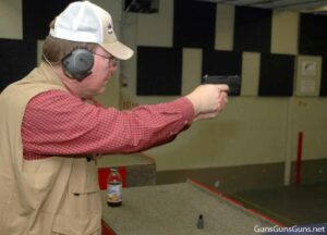 Walt M Rauch shoots Glock 43 phto