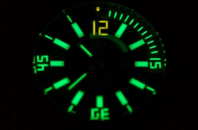 Gaseous Tritium Light Source Clock Review