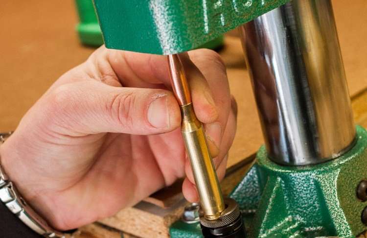 Reloading Ammo in a reloading press