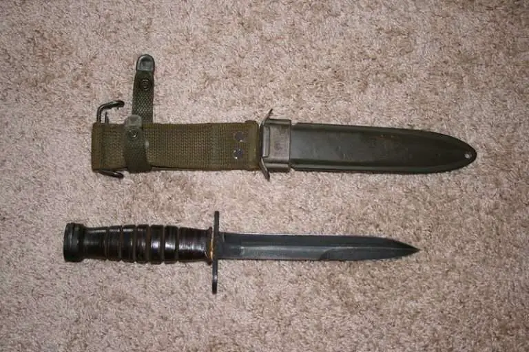 combat knife