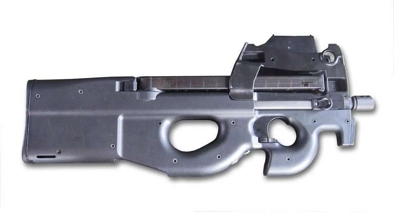 FN P90 Submachine gun