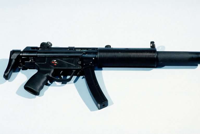 9mm Heckler & Koch MP5 submachine gun