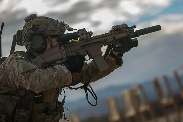 MK16 SCAR-L | guns used by SEAL Team Six